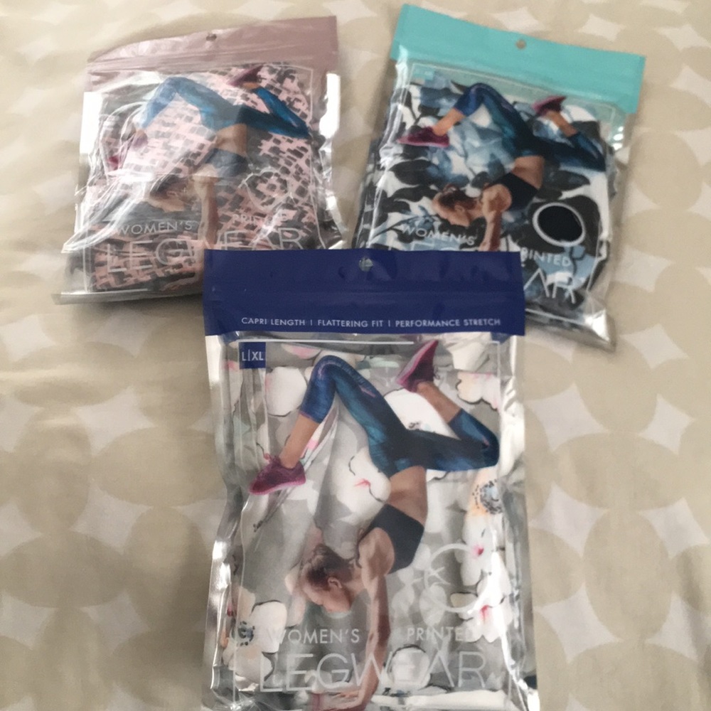 Leg wear printed